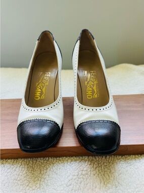 Salvatore Ferragamo Two-Tone White Leather Pumps with Black Textured Cap Toe